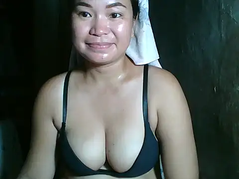 xxslutasian69xx online show from June 12, 10:52 pm