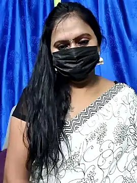 Snapshot of Meera_mia chatting on June 16, 6:43 pm Meera mia online show from June 16, 6:43 pm