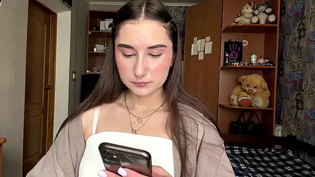 HoneyKittyk online show from June 3, 11:13 am