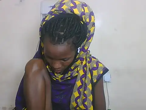Snapshot of Sweet_Pinkpussy chatting on June 18, 4:57 am Sweet Pinkpussy online show from June 18, 4:57 am