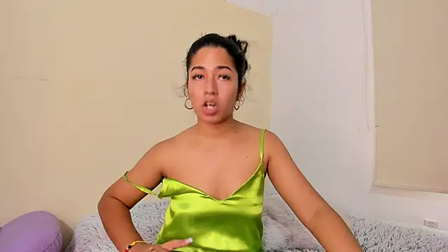 Snapshot of Nadia-Monroe chatting on June 26, 12:09 pm Nadia-Monroe online show from June 26, 12:09 pm