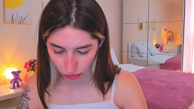 mood bery online show from May 28, 2:36 pm