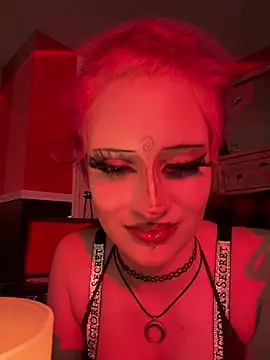whimsicallylusty online show from May 27, 9:56 pm