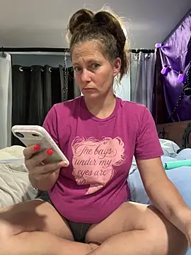 amberhotts2025 online show from June 11, 10:19 pm
