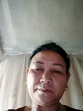 Snapshot of Orio-baby chatting on June 8, 6:19 pm Orio-baby online show from June 8, 6:19 pm