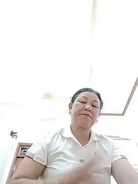 Snapshot of Orio-baby chatting on July 1, 12:51 pm Orio-baby online show from July 1, 12:51 pm
