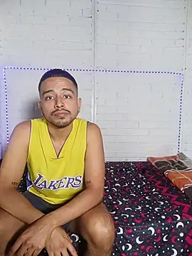 Mommy Dirty Boy online show from May 30, 9:12 pm