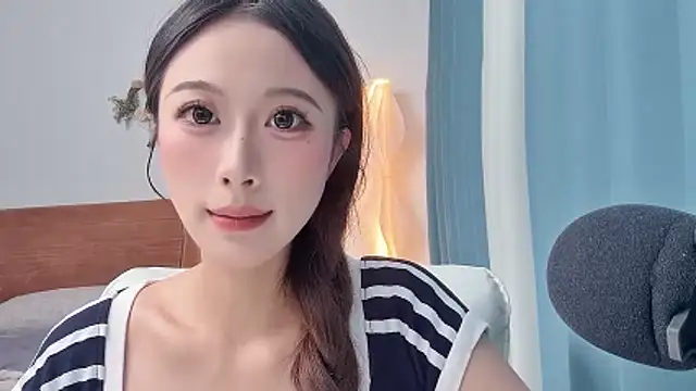 Snapshot of Annabb521 chatting on June 12, 4:11 am Annabb521 online show from June 12, 4:11 am