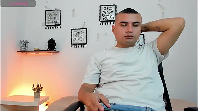 DamianBlazze online show from May 27, 1:08 pm