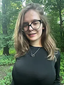 Snapshot of Bamby_bump chatting on June 23, 4:38 pm Bamby bump online show from June 23, 4:38 pm