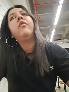 grandotavenus185 online show from June 24, 2:27 pm