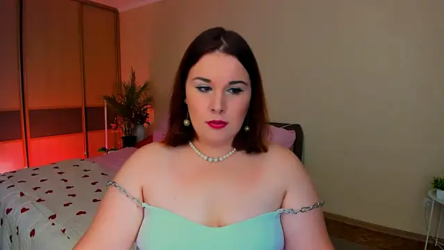 Snapshot of OliviaTwens chatting on July 15, 4:07 am OliviaTwens online show from July 15, 4:07 am