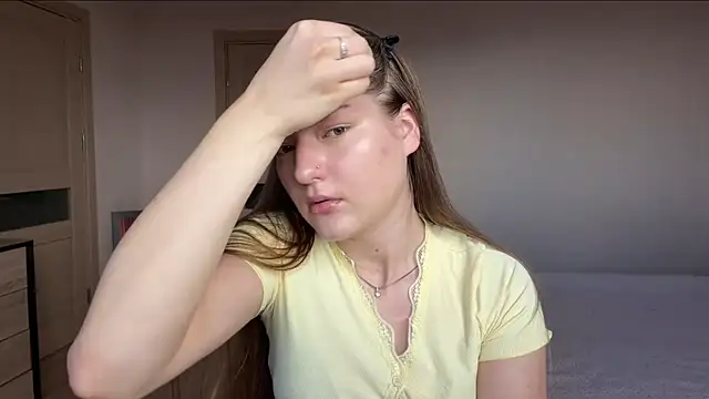 Snapshot of lizzzanatooo chatting on July 12, 10:39 am lizzzanatooo online show from July 12, 10:39 am