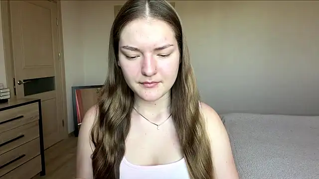 Snapshot of lizzzanatooo chatting on July 16, 10:10 am lizzzanatooo online show from July 16, 10:10 am