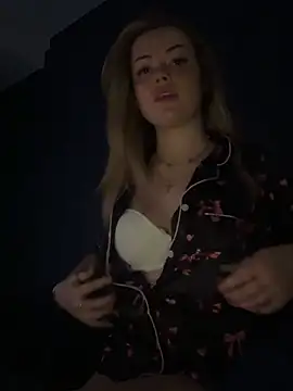 aimsbunny online show from May 27, 1:24 am