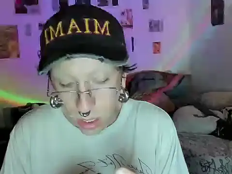 Ghost bussy online show from June 5, 3:24 am