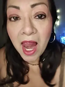 Snapshot of Khatty_Sex chatting on June 14, 2:09 am Khatty Sex online show from June 14, 2:09 am