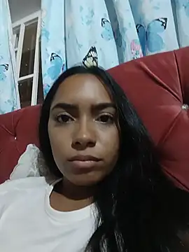 xcleila online show from May 30, 1:57 am