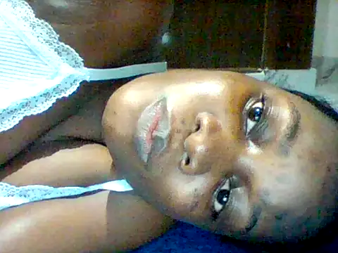 Snapshot of zainaxxxxx chatting on June 17, 9:05 pm zainaxxxxx online show from June 17, 9:05 pm