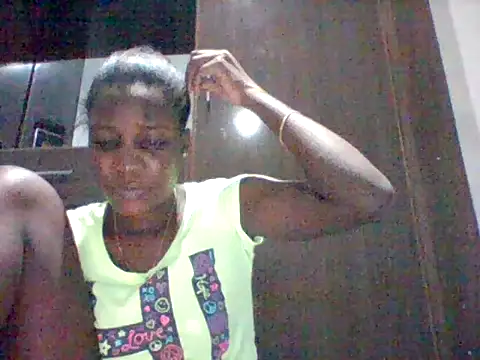 Snapshot of zainaxxxxx chatting on June 21, 11:29 pm zainaxxxxx online show from June 21, 11:29 pm