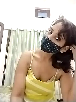 Snapshot of cutieNancy89 chatting on July 10, 12:59 am cutieNancy89 online show from July 10, 12:59 am