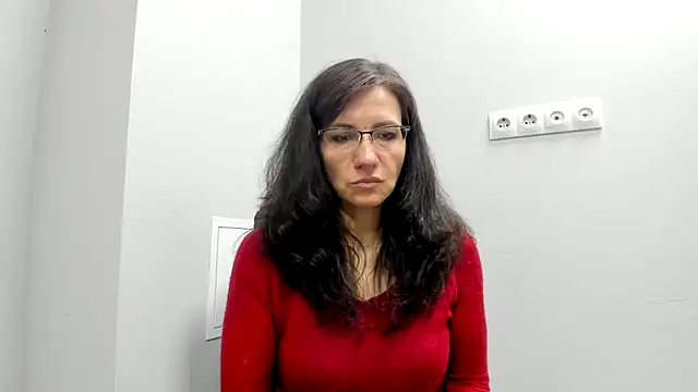 Snapshot of Miss_Heliena chatting on May 29, 7:39 am Miss Heliena online show from May 29, 7:39 am