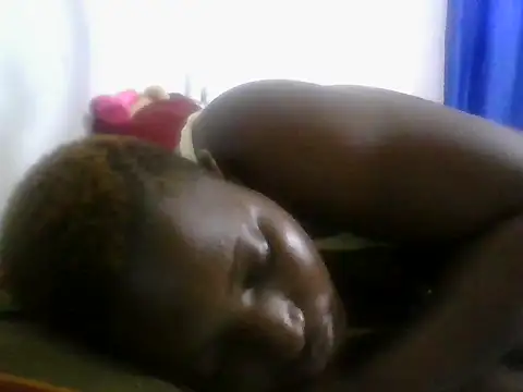 Snapshot of curvy_queen89 chatting on July 2, 3:45 am curvy queen89 online show from July 2, 3:45 am
