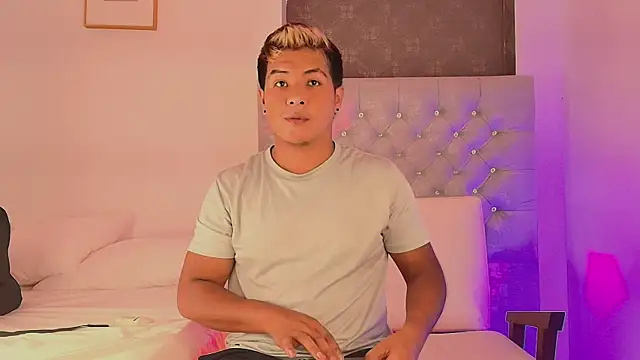 Snapshot of Joel_carterr chatting on July 7, 4:15 am Joel carterr online show from July 7, 4:15 am