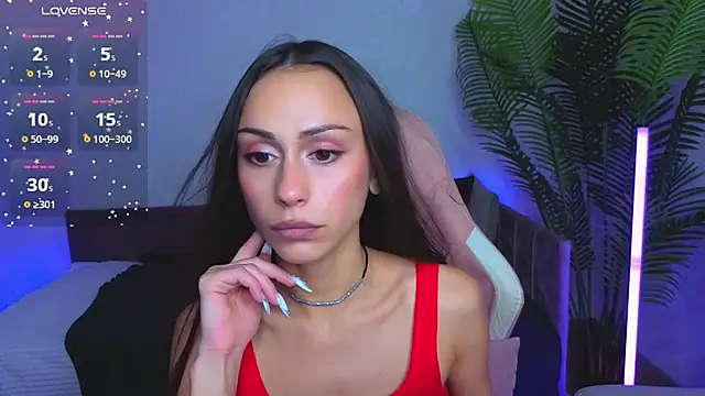 Petite Moly online show from June 19, 8:29 am