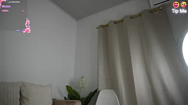 Sweetpussyhot  online show from June 24, 1:04 am