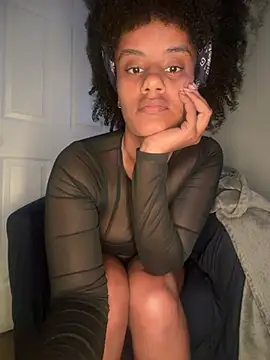 Snapshot of Diosa167 chatting on June 3, 2:58 am Diosa167 online show from June 3, 2:58 am