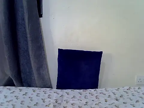 Snapshot of Miss_madiba chatting on June 20, 8:11 pm Miss madiba online show from June 20, 8:11 pm