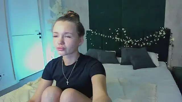 Ella Butler online show from July 9, 9:35 am