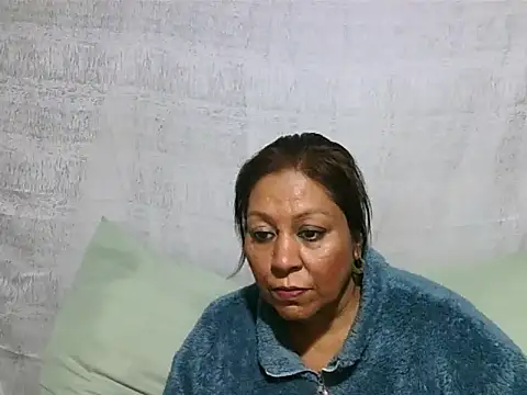 Snapshot of IndianSexyMilf69 chatting on June 20, 5:10 am IndianSexyMilf69 online show from June 20, 5:10 am
