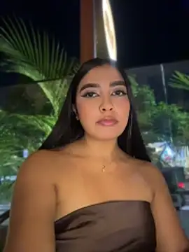 Snapshot of HaileyBieber_ chatting on June 20, 2:14 am HaileyBieber online show from June 20, 2:14 am