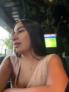 Snapshot of HaileyBieber_ chatting on June 25, 11:09 pm HaileyBieber online show from June 25, 11:09 pm