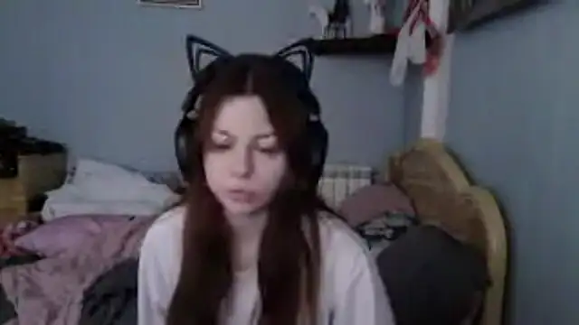 Snapshot of AlessiaViolet chatting on May 29, 9:29 am AlessiaViolet online show from May 29, 9:29 am