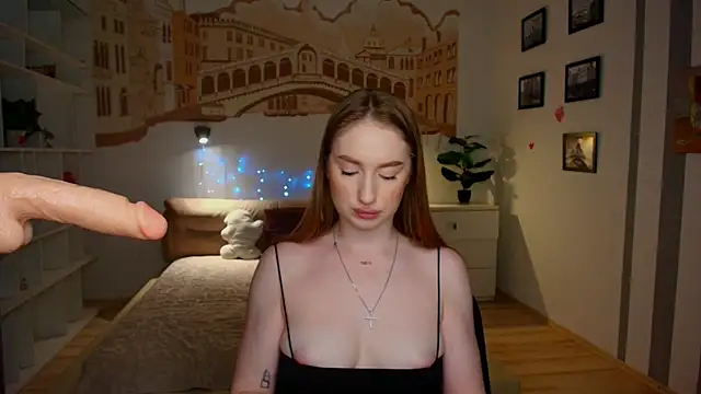 Snapshot of AlisaFoxis chatting on July 13, 5:38 pm AlisaFoxis online show from July 13, 5:38 pm