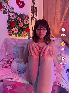 Snapshot of titegirl chatting on May 30, 7:38 am titegirl online show from May 30, 7:38 am