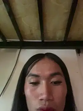 bigcock janine online show from June 1, 11:39 pm