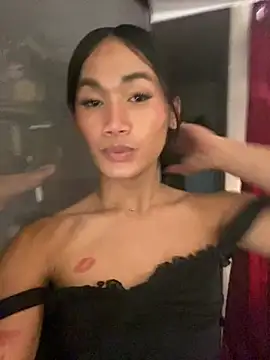 bigcock janine online show from June 7, 4:22 pm