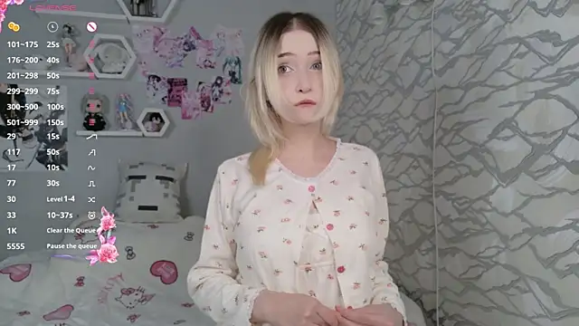 meganami online show from June 3, 1:03 pm