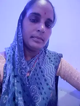 Snapshot of Cut_itr2 chatting on August 2, 4:38 pm Cut itr2 online show from August 2, 4:38 pm