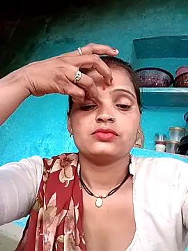 Snapshot of Divya_hot88 chatting on June 21, 1:13 pm Divya hot88 online show from June 21, 1:13 pm