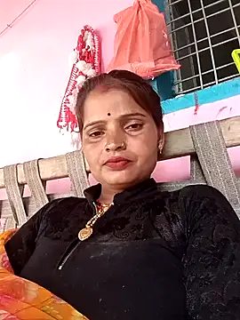 Snapshot of Divya_hot88 chatting on July 4, 4:29 am Divya hot88 online show from July 4, 4:29 am
