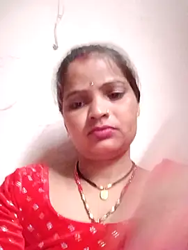 Snapshot of Divya_hot88 chatting on July 9, 1:20 am Divya hot88 online show from July 9, 1:20 am