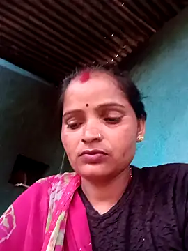 Snapshot of Divya_hot88 chatting on July 12, 1:24 pm Divya hot88 online show from July 12, 1:24 pm