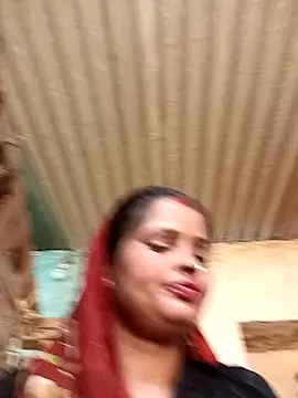 Snapshot of Divya_hot88 chatting on July 14, 10:21 am Divya hot88 online show from July 14, 10:21 am