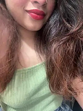 Snapshot of Yours_riya11 chatting on June 23, 7:12 pm Yours riya11 online show from June 23, 7:12 pm