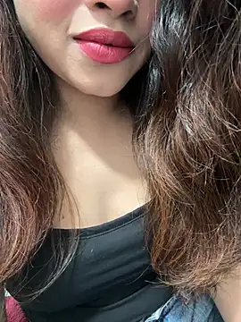 Snapshot of Yours_riya11 chatting on July 2, 3:40 pm Yours riya11 online show from July 2, 3:40 pm